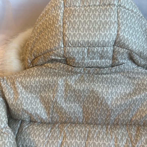 Michael Kors Monogrammed Puffer Jacket with Fur Hood - Picture 11 of 13